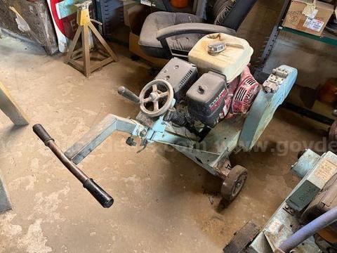 2005 Target MC1813H Concrete Saw (220201 NB DOT)