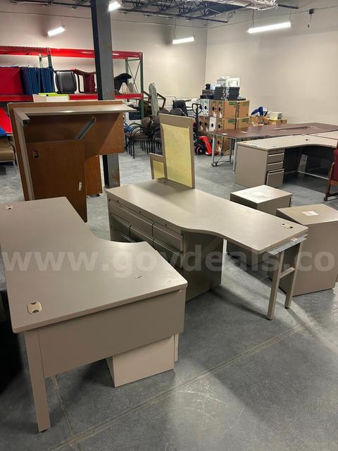 Lot of Metal Office Furniture