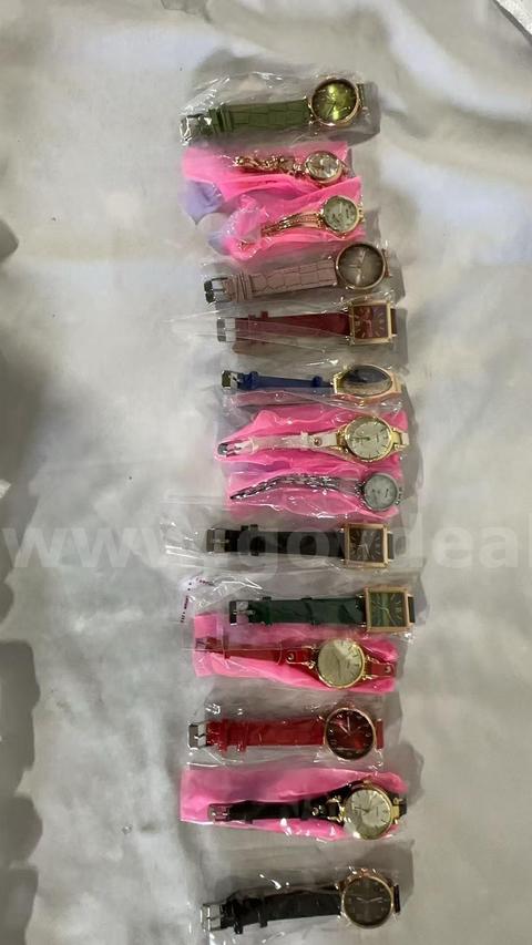 SHIPPING AVAILABLE 14pcs Assorted Women Quartz Wrist Watch Lot Square Round Oval Leather Metal Band Dress Ladies(W1-012)