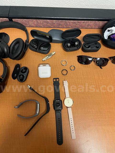 1 Lot of Miscellaneous Found Items