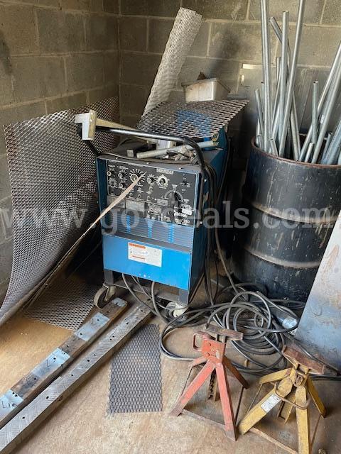 Miller Syncrowave 250 Welder