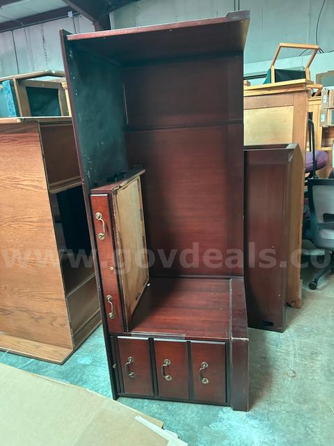 Lot of 5 Wooden Desks