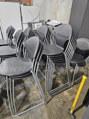 162 Various Chairs (221213 NM)