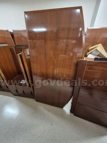 Various Desks (221291 NM)