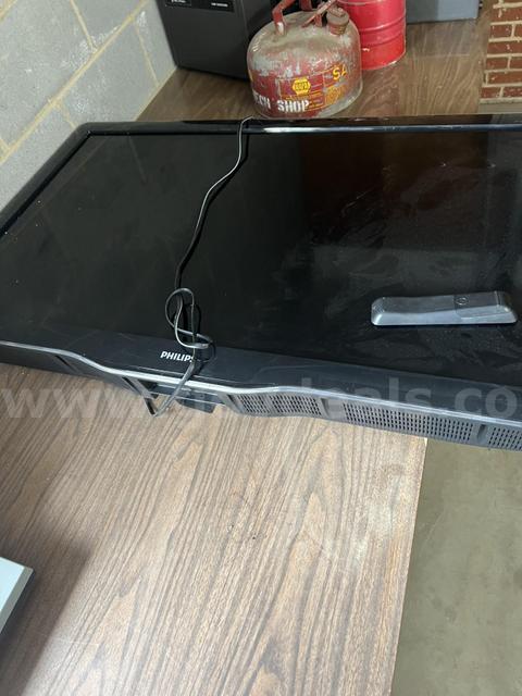 Phillips TV with Remote