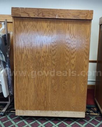 WOODEN DIVIDER WITH WHEELS​