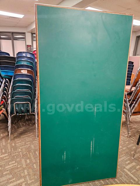 Rectangular Classroom Table – Green Laminate Top, Wood Frame