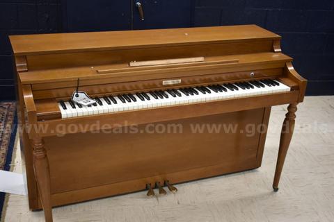 Baldwin Piano