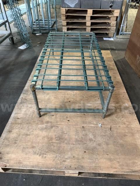 Short Metal Racks (4). Must Be Picked Up Quick!