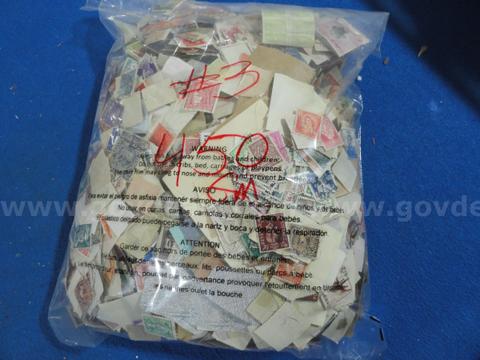 Lot of 10,000+ Unsorted / Unsearched Postage Stamps - 450 Grams (#3)