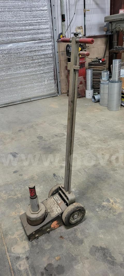 BROKEN GRAY BRAND JACK