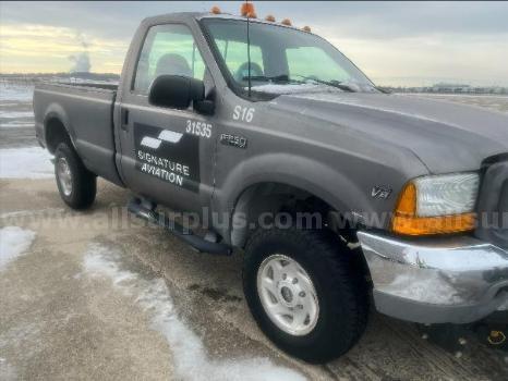 2001 Ford F250 Pickup Truck w/ Plow