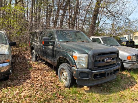 2012 Ford F-250 SD XLT SuperCab Long Bed 4WD (R3)
