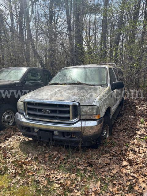 2003 Ford F-250 SD XLT Crew Cab 4WD (R3)