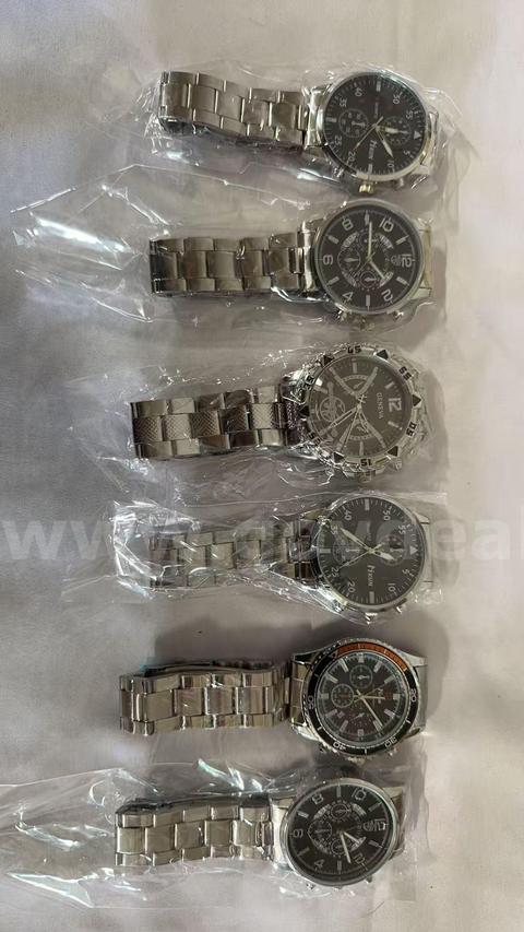 SHIPPING AVAILABLE 6pcs Men Silver Steel Band Mixed Design Quartz Watch Decorative Multi Sub-Dial Fashion (W1-031)