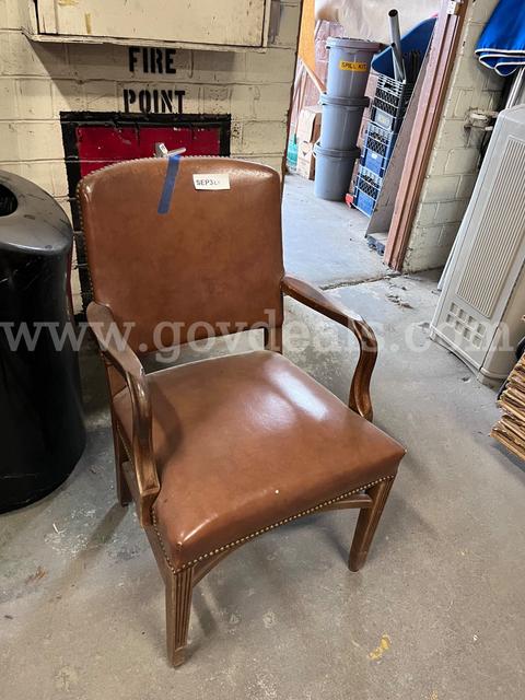 Crestwood Furniture Co. Chair