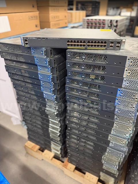 LOT of thirty-nine (39) Cisco Catalyst 2960-X series 24 port switches