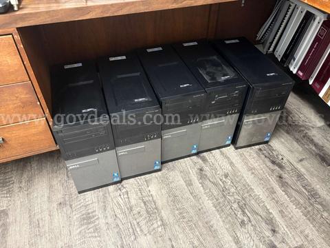 Lot of 5 Dell PCs