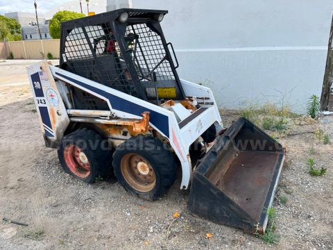 Bobcat 743 Skid Steer