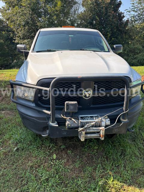 2013 RAM 1500 Tradesman Crew Cab SWB 4WD