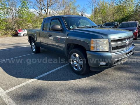 2011 Chevrolet Silverado 1500 LT Ext. Cab Long Box 4WD