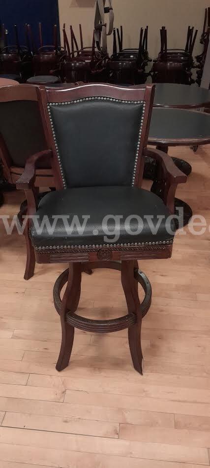High Back Chairs (1 Lot of 8)
