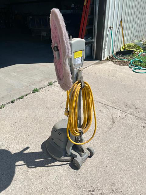 Nobles SpeedShine 175 Floor Scrubber