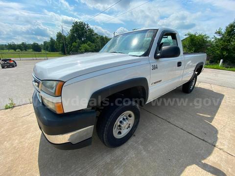 2006 Chevrolet Silverado 2500HD Work Truck 2WD