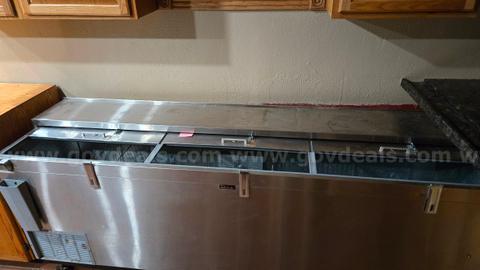 PERLICK 3 DOOR BEVERAGE COOLER