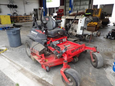 Gravely 260 Pro-turn Riding Mower (parts only)
