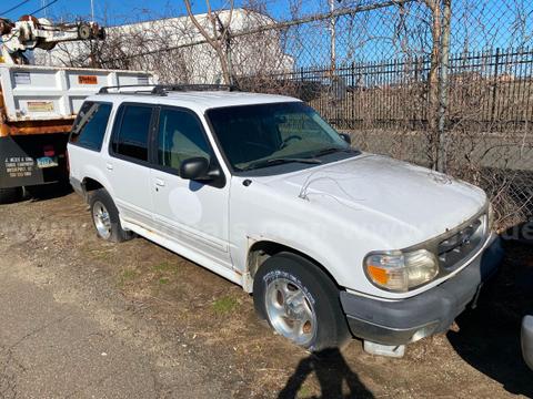 1999 Ford Explorer
