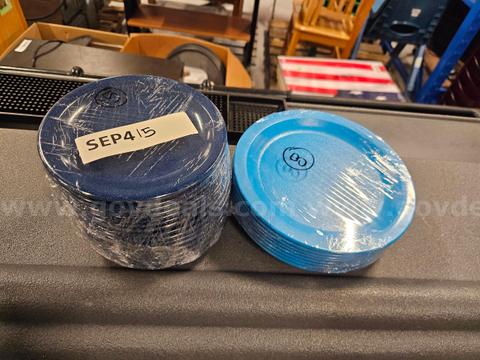 LOT (17) Blue Plates - Assorted