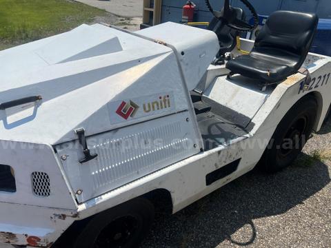 2000 Harlan HTLPAZ Cargo Tractor