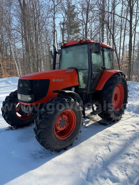 2008 Kubota M125X