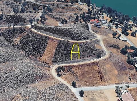 Discover 0.06 acres of well-located land on Lakeview Ave in Lake Elsinore