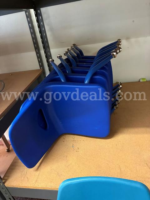 CHAIRS, CHILDREN'S, PLASTIC METAL LEGS, BLUE DAYCARE/SUNDAY SCHOOL/PRESCHOOL