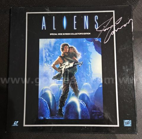 Aliens Special Widescreen Collector's Edition LaserDisc Signed by James Cameron