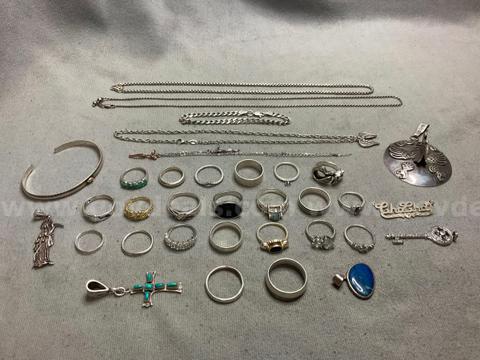 Lot of Sterling Silver Jewelry, Total Weight 178g