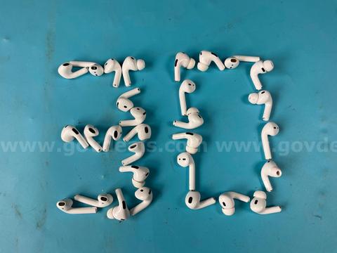 30 - Misc. Apple AirPods, Untested