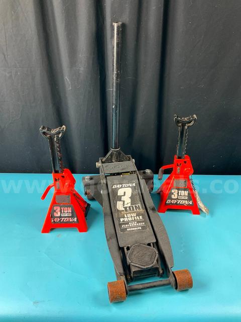 Daytona 3-Ton Low Profile Floor Jack Model DS300LPB with 2 - Daytona 3-Ton Jack Stands