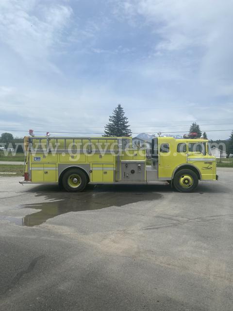 1990 Ford C8000 Pumper/Fire Truck - Caterpillar 3208 10.4L V8 DIESEL ENGINE