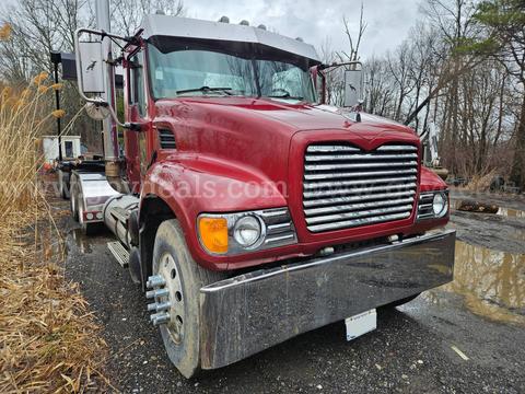 2003 Mack CV713 Granite Tandem Axle Day Cab Tractor With Wetline