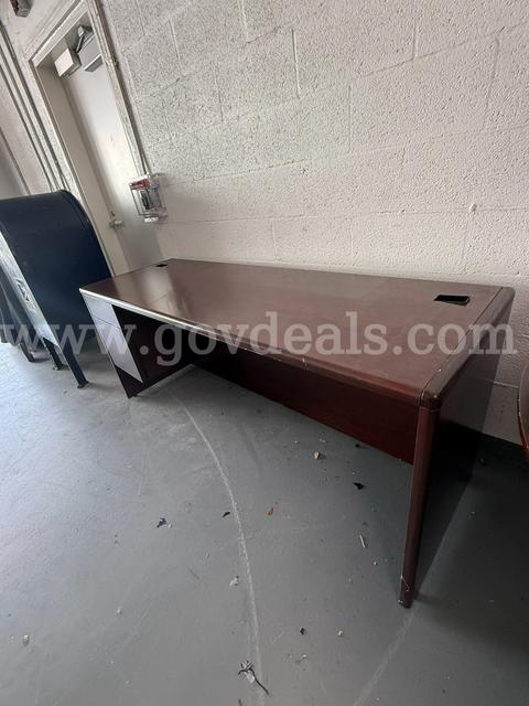 Long desk