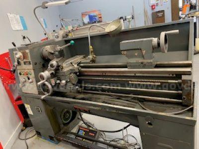 Heavy Duty Geared Head Engine Lathe