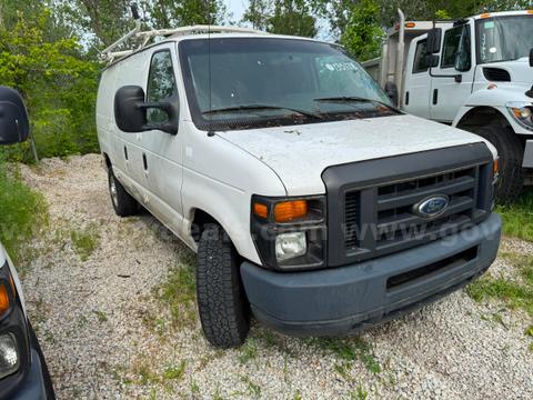 2013 Ford E-250 LOT827 - 135178 - R