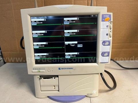 Nihon Kohden WEP-4208A Telemetry System Stand Alone Monitor (S11)
