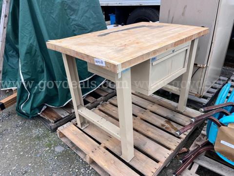 Lista Work Bench