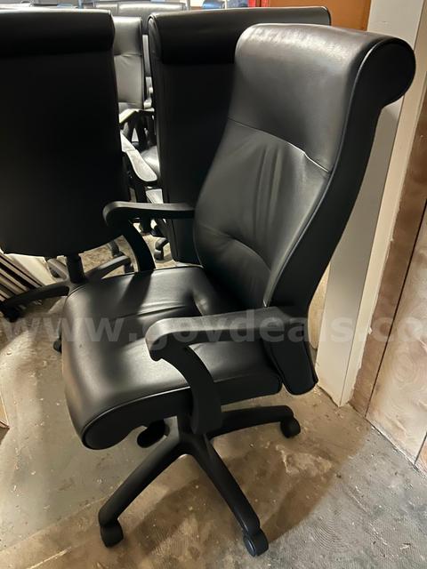 Lot of Office Desk Chairs