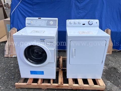 Speed Queen Washer / GE Dryer Combo Set