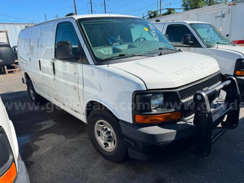 2017 Chevrolet Express LOT 13 - 175493 - R